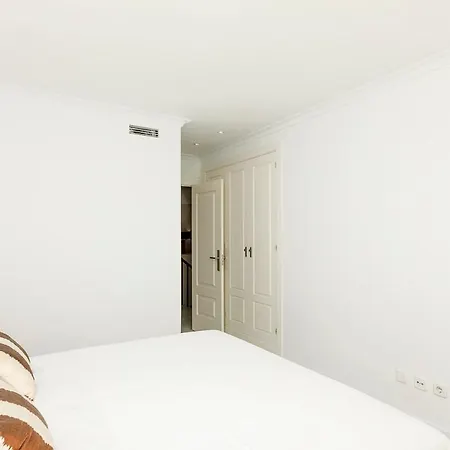 Molo Residences Puerto Banus Apartment