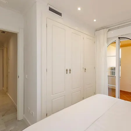 Molo Residences Puerto Banus *