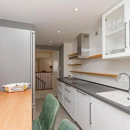 Molo Residences Puerto Banus Apartment *