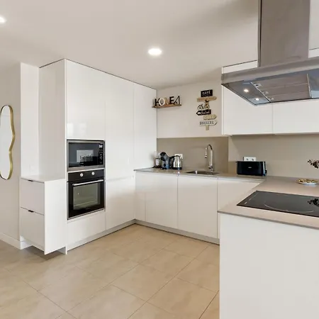 Molo Residences Puerto Banus *